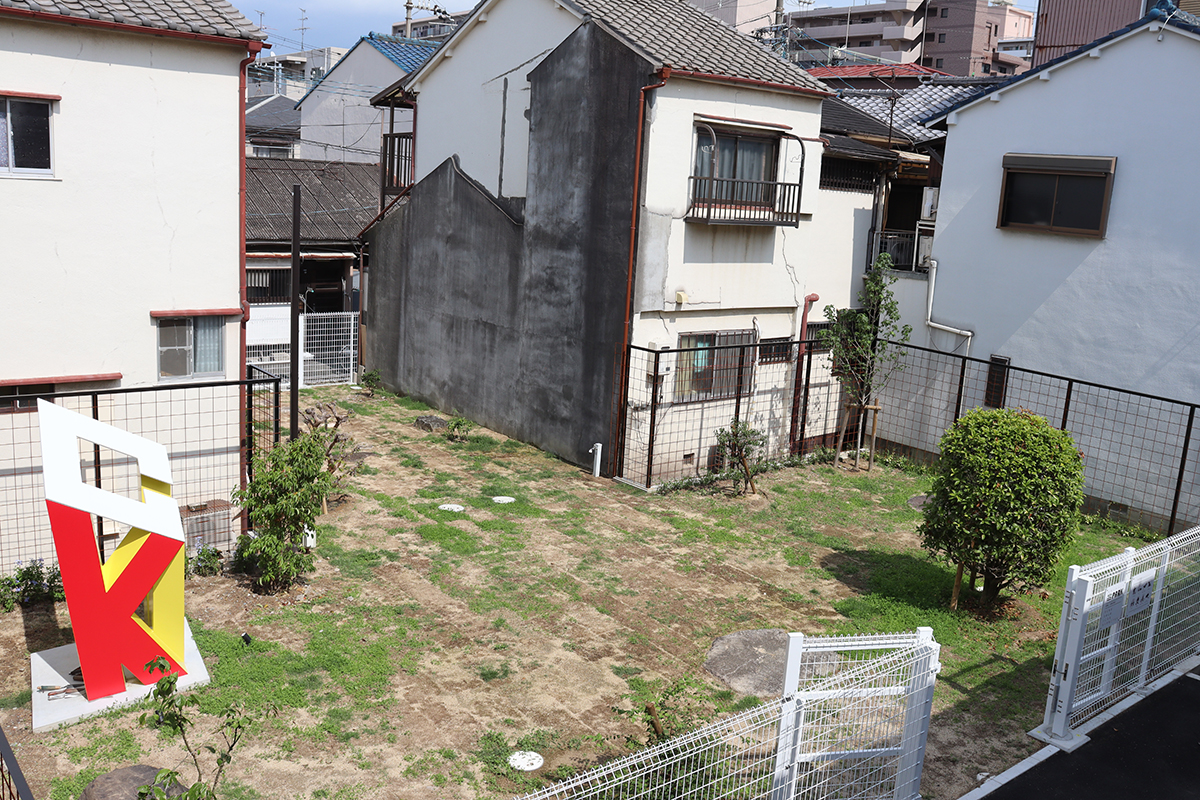 大阪・北加賀屋でアートによるまちづくりを推進する千島土地（株）が、廃棄芝生をリユースした公園「キタイチパーク」をOPEN！のサブ画像1_キタイチパーク