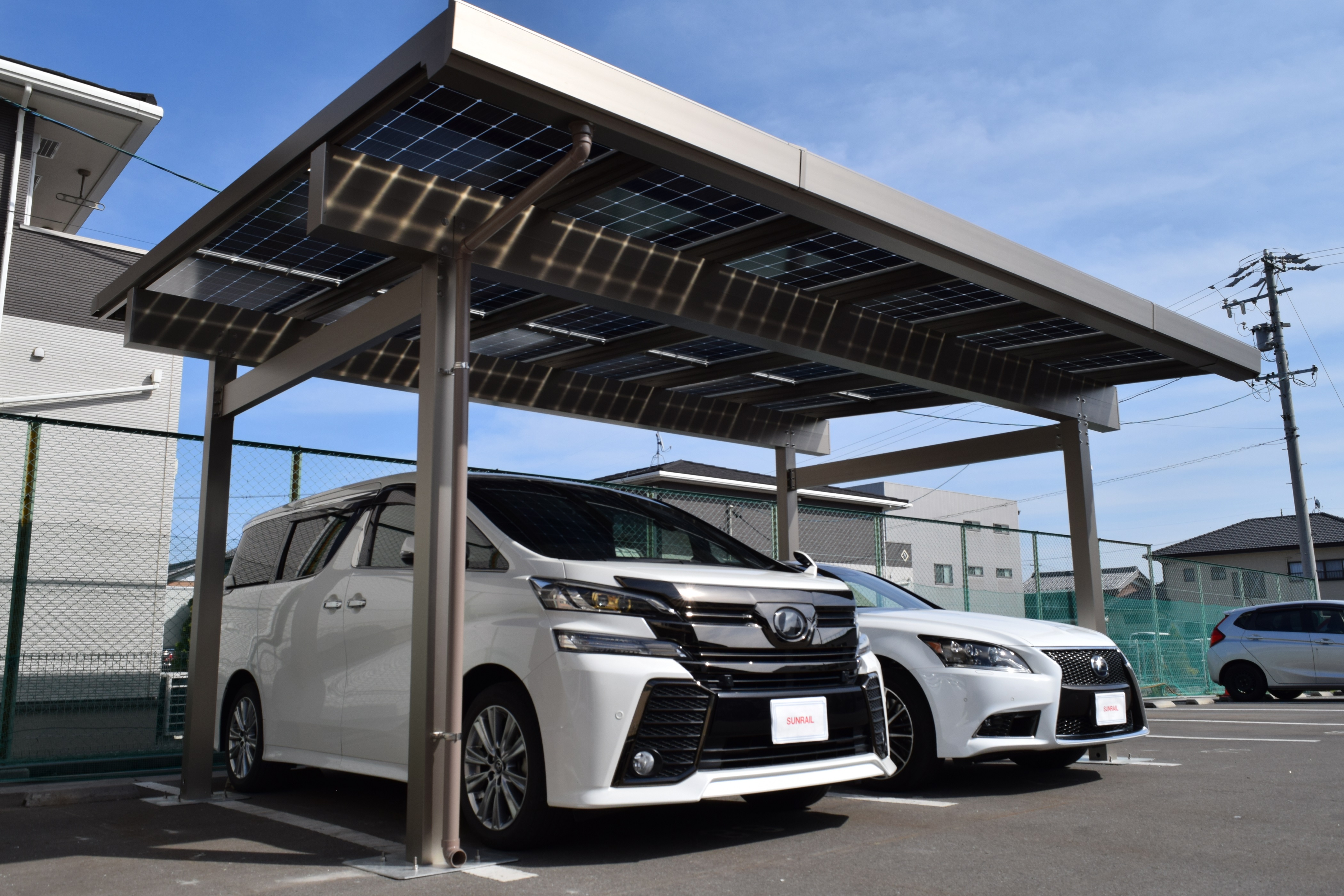 日本初(※1)！国土交通省認定の耐火性能を備えた屋根一体型ソーラーカーポート「MOENZO（燃えんぞぅ）」2021年8月1日より提供開始のサブ画像4