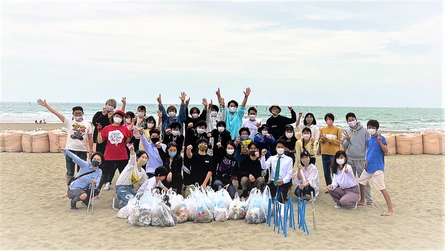 「cbd island株式会社」は鎌倉を中心にサステナブルな社会実現に貢献する学生団体「KNGs」の『CLEAN UP KAMAKURA×BEACH YOGA カラダを整え海もきれいに』へ協賛致しますのサブ画像9