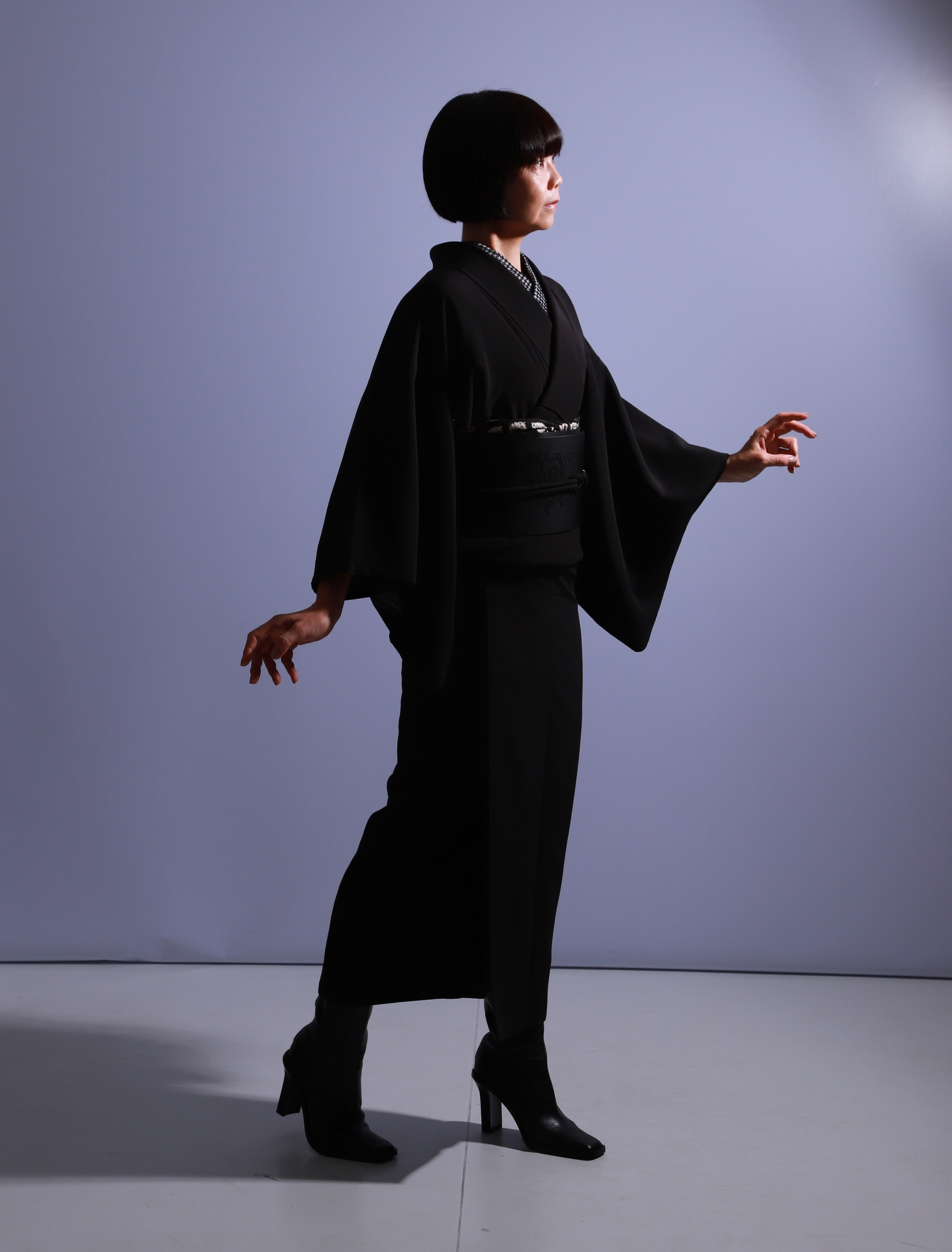 たんす屋が漆黒の染め替え着物「KimoNoir（キモノアール）」を始動！「本決算エキサイティングバザール」で初公開のサブ画像1