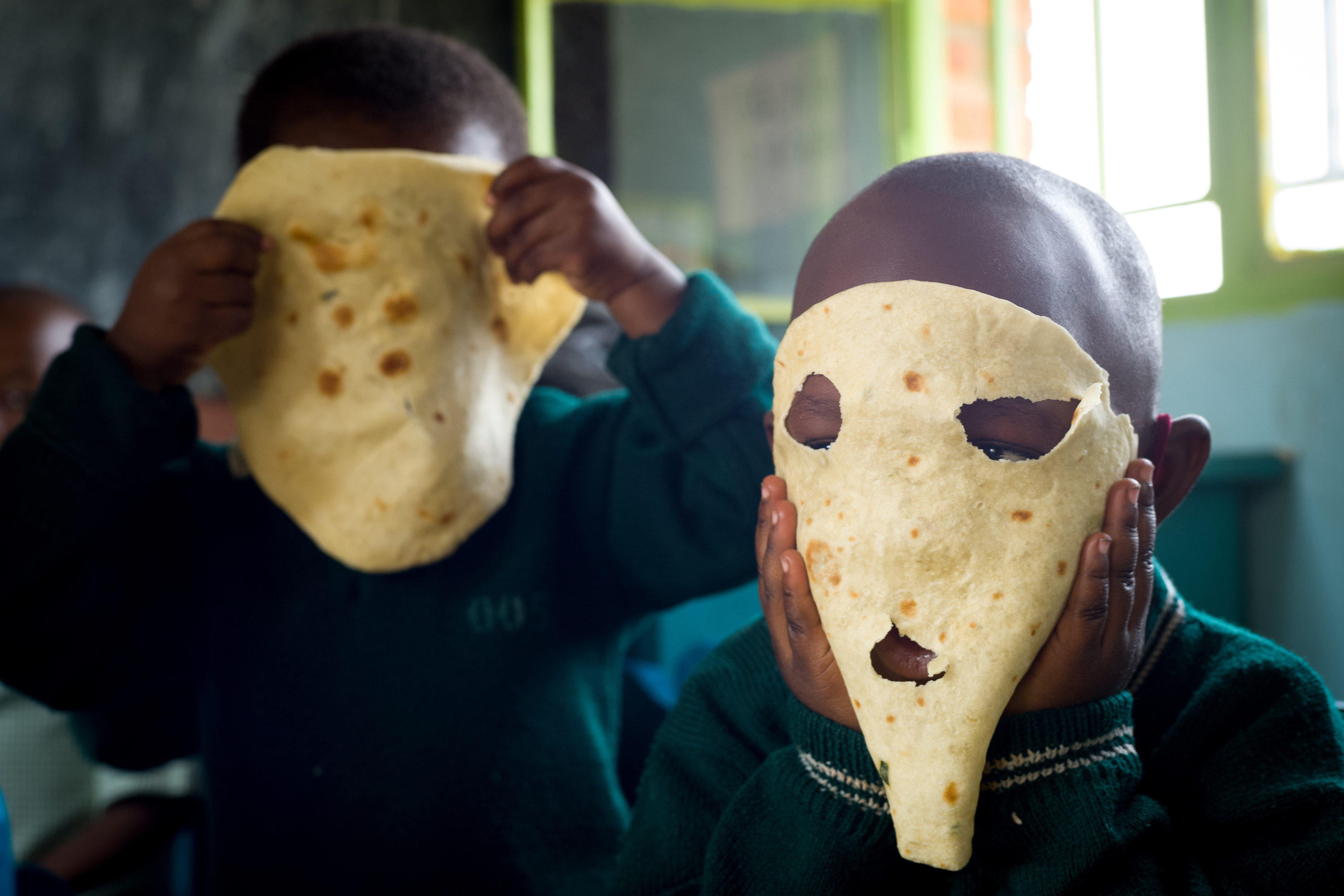 高松市出身の起業家・写真家が企画・実行。アフリカの子どもたちの自立支援プロジェクト「写ルン族」の作品展“共鳴”高松展を9/19より常磐町商店街で開催のサブ画像8
