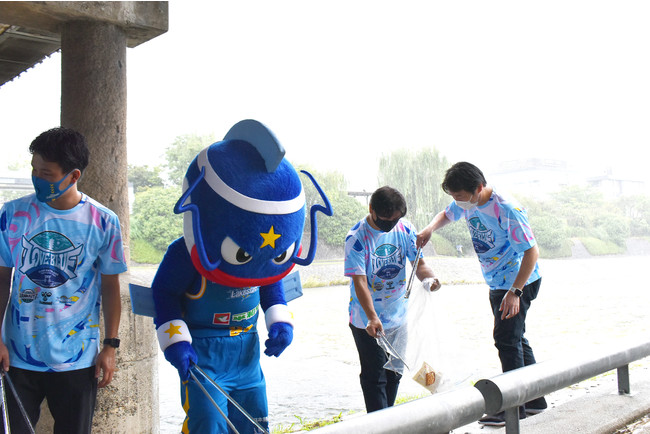 ヒュンメルが京都ハンナリーズと滋賀レイクスターズと水辺をきれいにするプロジェクトスタート！のサブ画像4