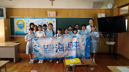 ごみの研究を専門とする長崎大学准教授による小学校での「海洋ごみ問題」に関する特別授業を実施しました！のメイン画像