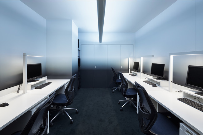 “これからの働き方”を光でデザインする。遠藤照明の体験型オフィス『Synca U/X Lab』が12月にオープンのサブ画像2_超集中ブース