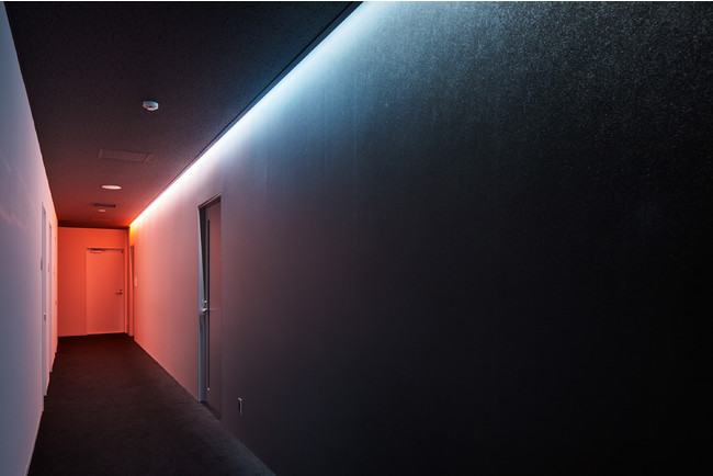 “これからの働き方”を光でデザインする。遠藤照明の体験型オフィス『Synca U/X Lab』が12月にオープンのサブ画像6_廊下