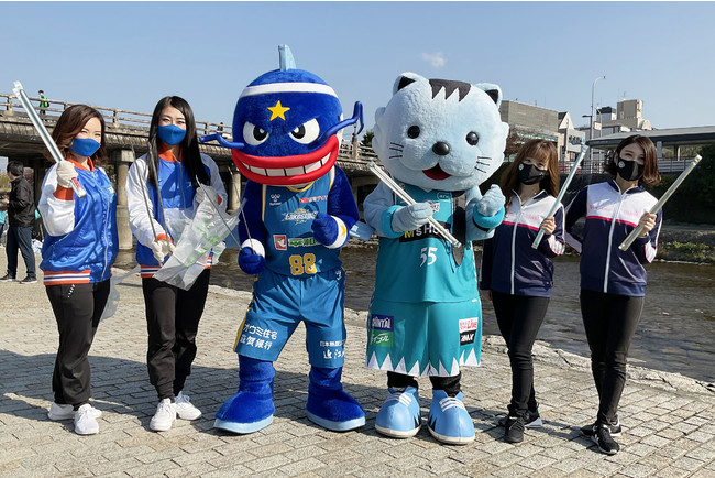 京都ハンナリーズ、滋賀レイクスターズ、ヒュンメルによる水辺のクリーン活動を鴨川で開催！のサブ画像4