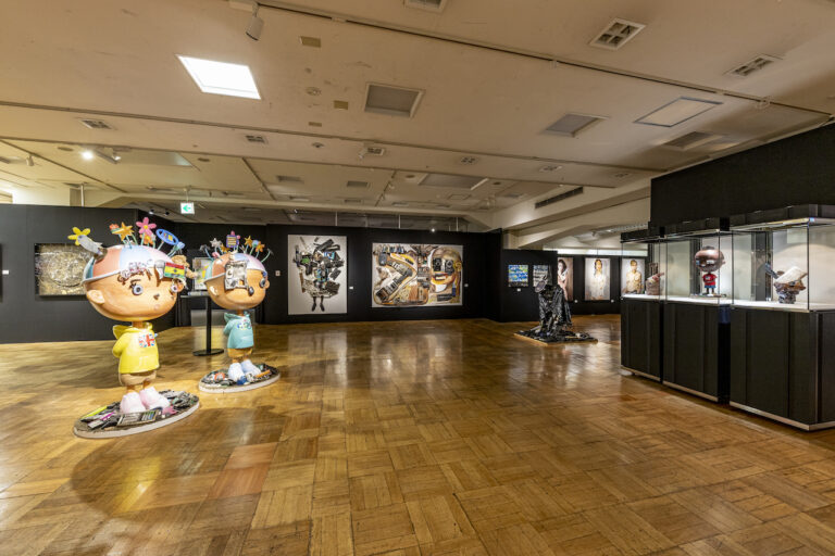 先進国が投棄した廃材でアートを作り続ける美術家・長坂真護による日本橋三越本店最大規模の展覧会が大盛況のうちに終了のメイン画像