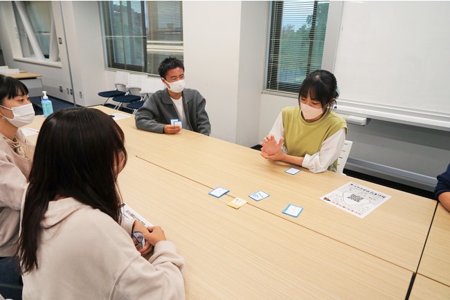 【岡山大学】つながり、行動しよう！ 岡山大学SDGsアンバサダー交流会に岡大TFT, Social Impact Lab Okayama, 環境部ECOLOが参加しましたのサブ画像5_SDGsカードゲームのようす