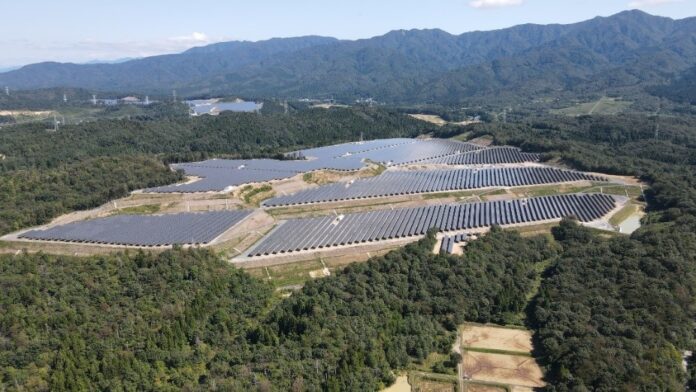 新潟県阿賀野市でメガソーラー発電所の商業運転を開始のメイン画像