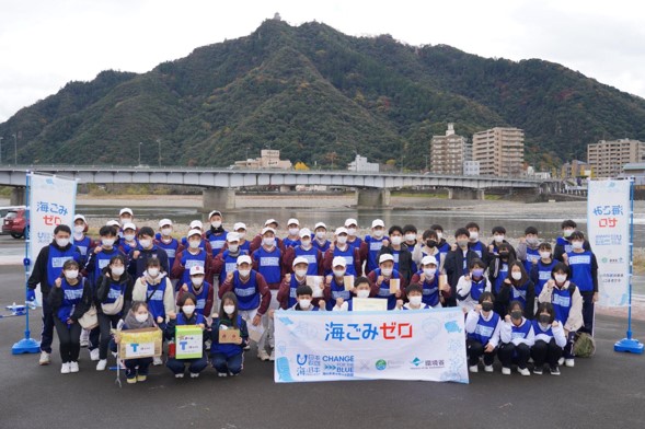 『スポGOMI甲子園　岐阜県大会』を開催　激闘を制したのは幼馴染3人組！「マッスルズ」当日は参加者全54人で、55.02Kgのごみを集めました！のメイン画像