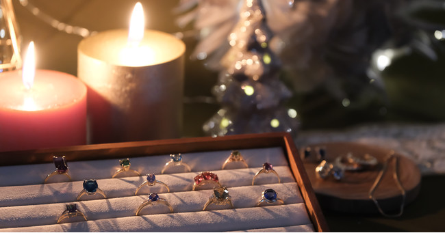 chili Vintage Jewelry、クリスマス ジュエリーコレクションをさらに追加！大切な方へ、自分へのご褒美に、エシカルで特別な贈り物。のサブ画像1_2021年クリスマスジュエリーコレクション