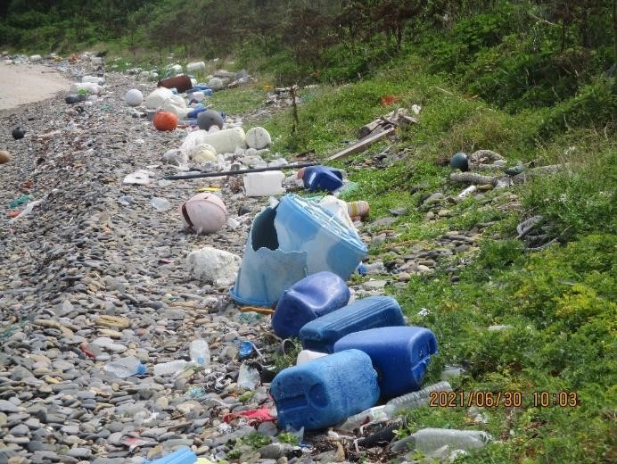 県民、行政、企業が連携し、山口県の海岸に漂着した海洋プラスチックごみを買い物かごにアップサイクル（山口県、丸久、ニッスイ、テラサイクル）のメイン画像