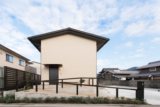 省エネ性能、日本最高水準の住宅新ブランド「よはくの家」が誕生。全国で受注販売開始のサブ画像3_建物は四角、屋根は三角