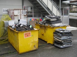 ティーアンドエス、山澤工房とスーツケースのリサイクル・リユース事業で提携のサブ画像2_分類されたスーツケースパーツ（フレーム）