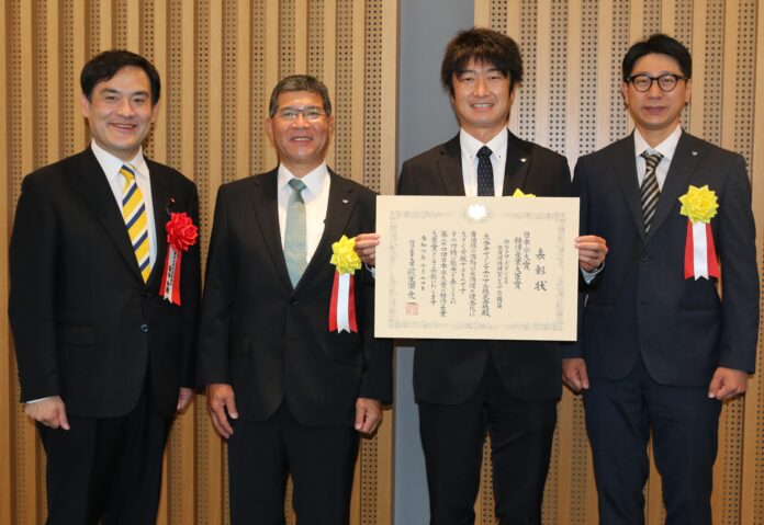 大分キヤノンマテリアルが第24回日本水大賞 経済産業大臣賞受賞　キヤノングループで持続可能な水資源の利用に向けた取り組みを実施のメイン画像