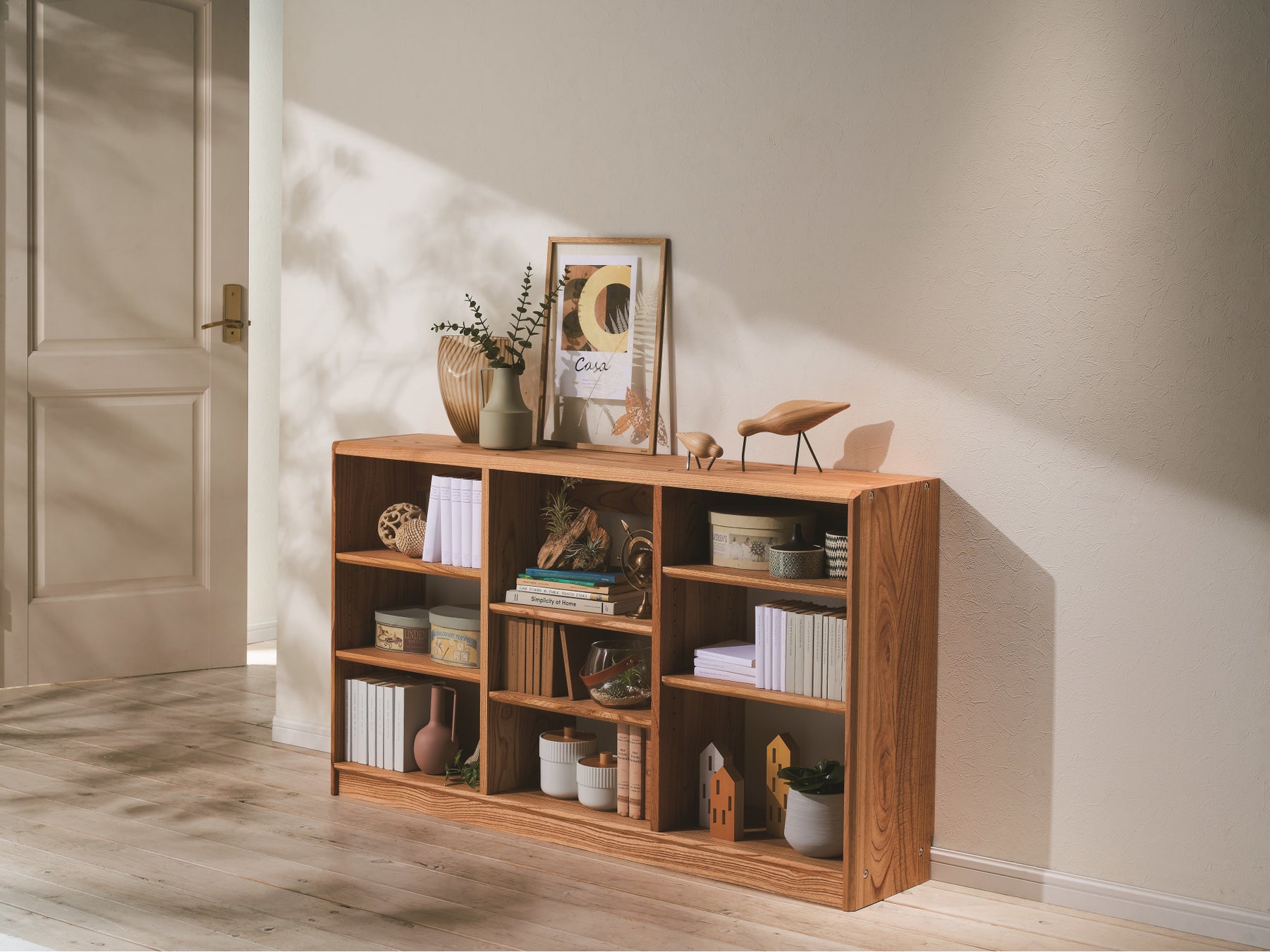 ディノスが、国産早生広葉樹「センダン」を使ったサステナブルな家具を新発売のサブ画像4