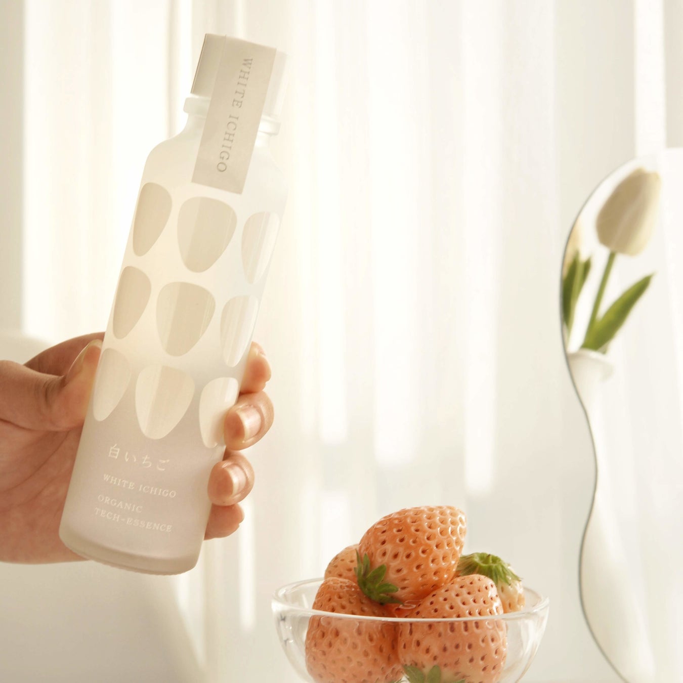 美白の象徴「白いちご」にオーガニックと技術力を組み合わせた日本発ブランド『WHITE ICHIGO』が、カスタマイズできるサブスクボックス「MOSAIC」に登場♪のサブ画像3