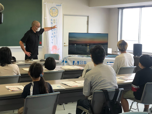 親子で“富山湾の宝石”シロエビを学ぶ！「シロエビ殻むき体験学習」を開催しました！のメイン画像