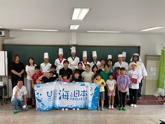 9組19名の親子が「アジ」と「ブリ」をさばきました！「日本さばける塾 in 大分県」を開催！のサブ画像1