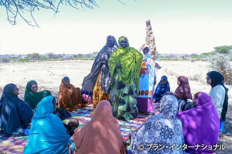 武田薬品工業株式会社「グローバルCSRプログラム」による支援で、国際NGOプラン・インターナショナルが「ソマリアの遠隔地における医療アクセス改善プロジェクト」を実施のサブ画像2_FGM撤廃に向けた女性たちへの働きかけ（意識啓発）
