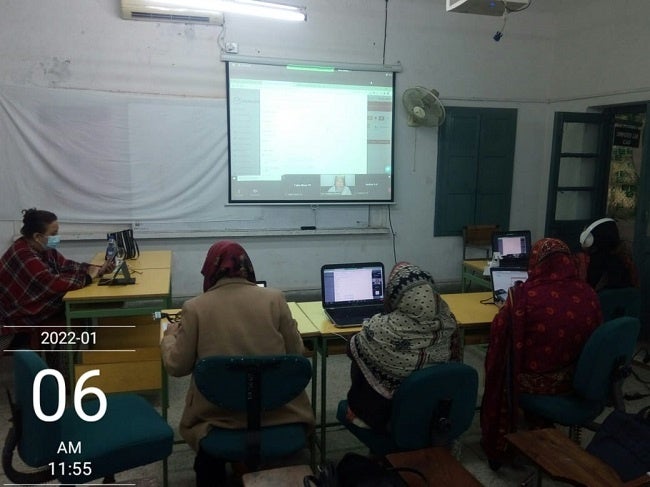 パキスタン国での自学自習を支援するeラーニング＜learningBOX＞の導入における基礎調査プロジェクトの完了報告のサブ画像4