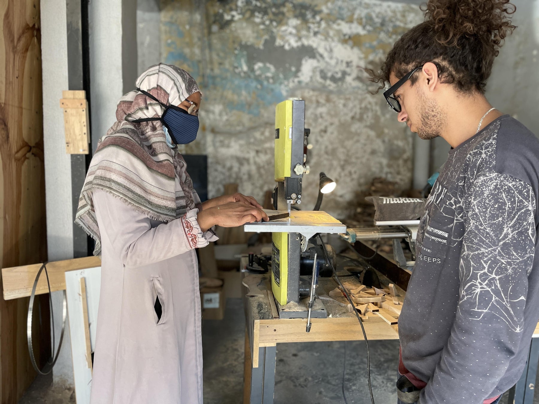 中東ヨルダンで起業！難民に雇用を生む、オリーブの木製食器をクラウドファンディング「ForGood」にて10月11日より販売開始のサブ画像3