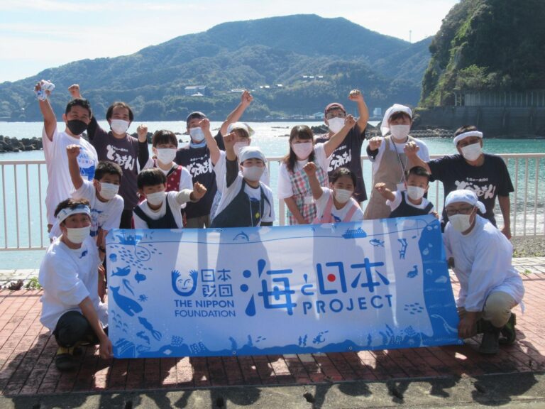 5組10人の親子で「カツオ（地域の魚）」をさばいて料理！【日本さばける塾 in 高知県】を開催しました！のメイン画像