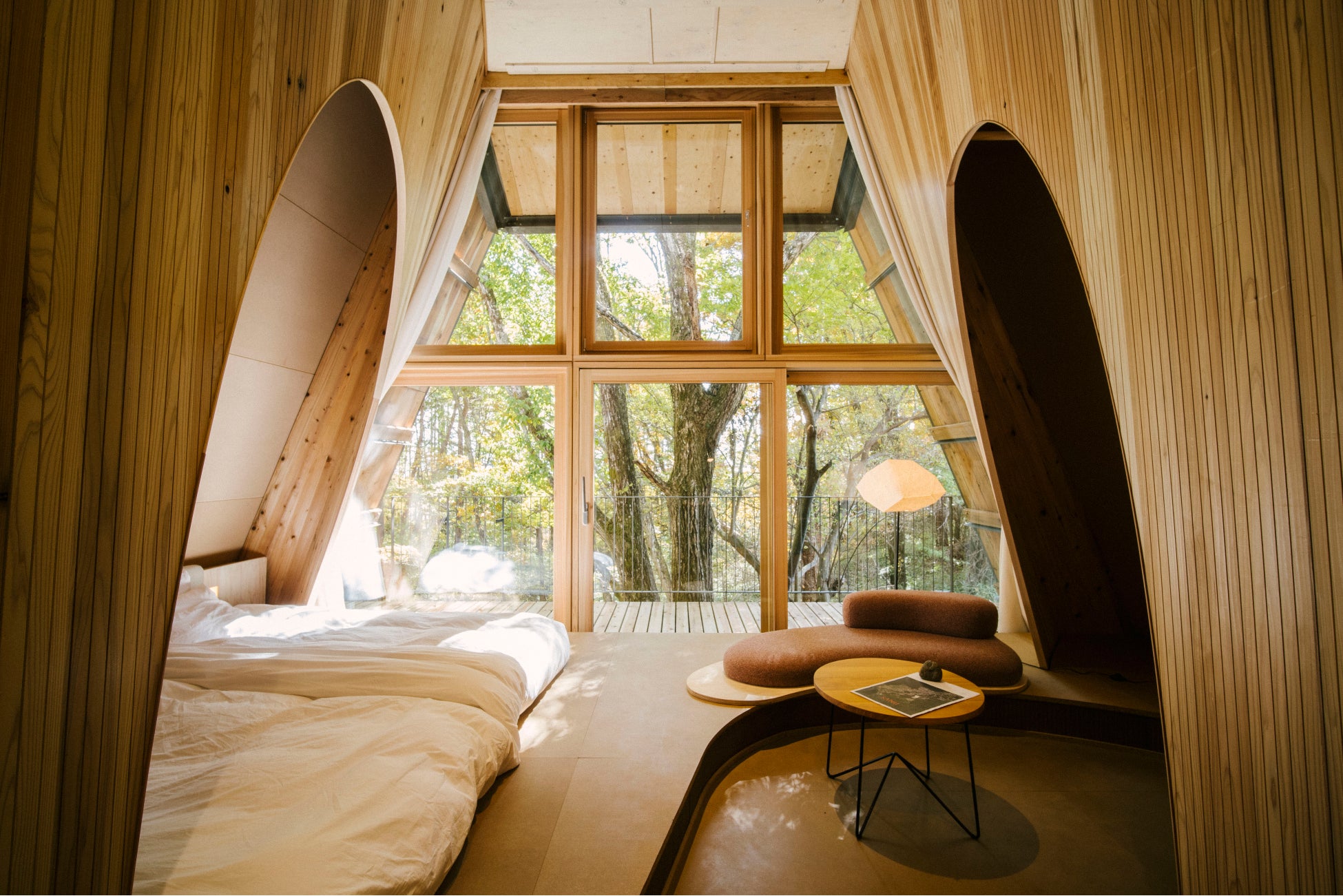 カーボンネガティブを実現する「SANU 2nd Home」、『ウッドデザイン賞2022』最優秀賞・環境大臣賞を受賞のサブ画像5_木材建築には珍しい曲線美を用いたデザインで可能性を追求