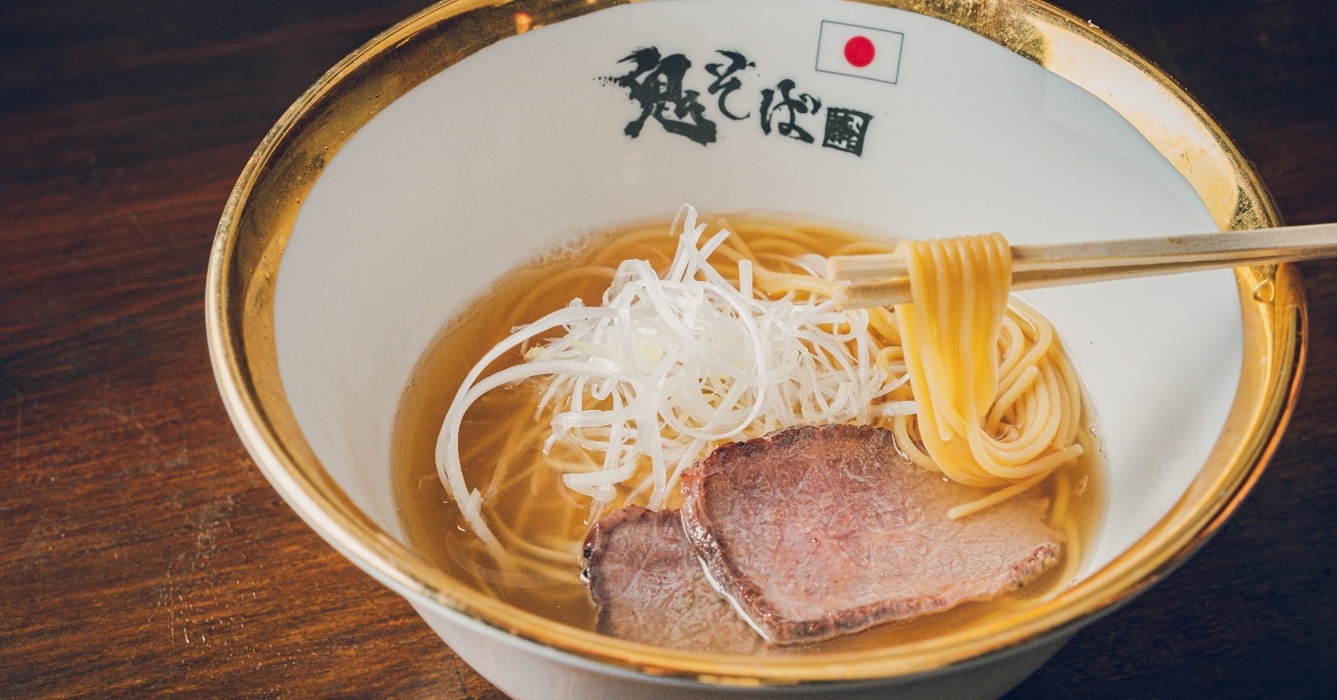 HEY！たくちゃんプロデュース。鰹と豆のだしを活かしたZENBヌードルの「和牛ZENB鬼ラーメン」を渋谷・鬼そば藤谷で発売のサブ画像1