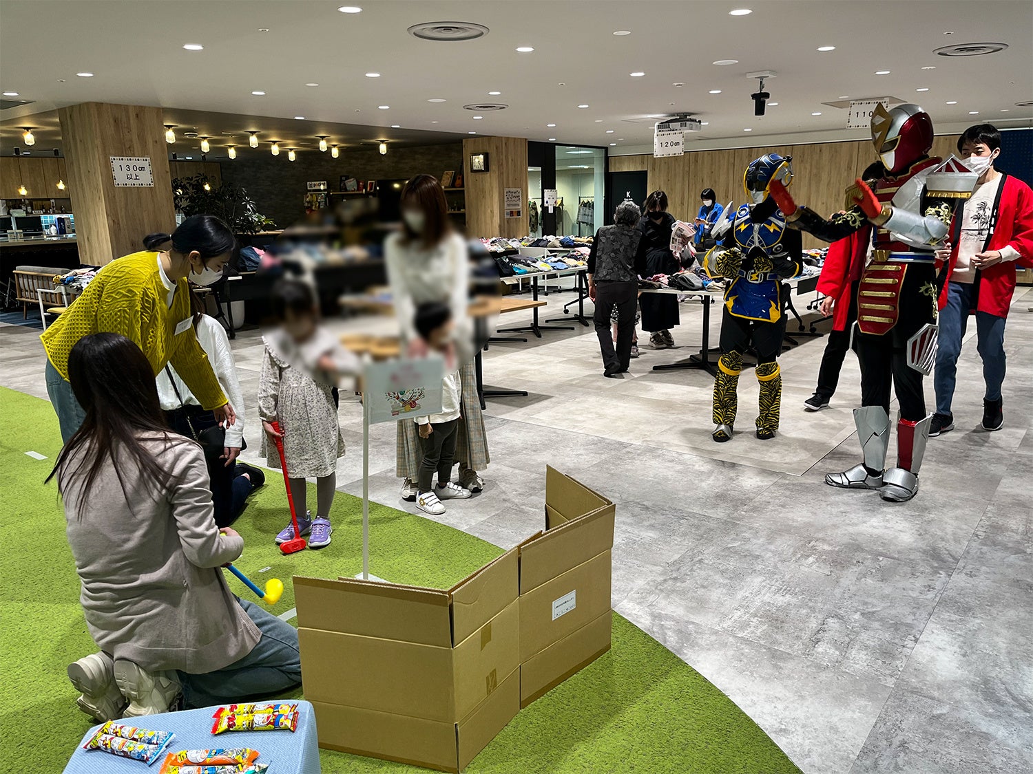 産・学・官・民が一体となり連携した初めての取組み サンシャインシティ「子ども服マーケット」を開催しました！のサブ画像5_早稲田大学ボランティアセンターのゲームコーナー