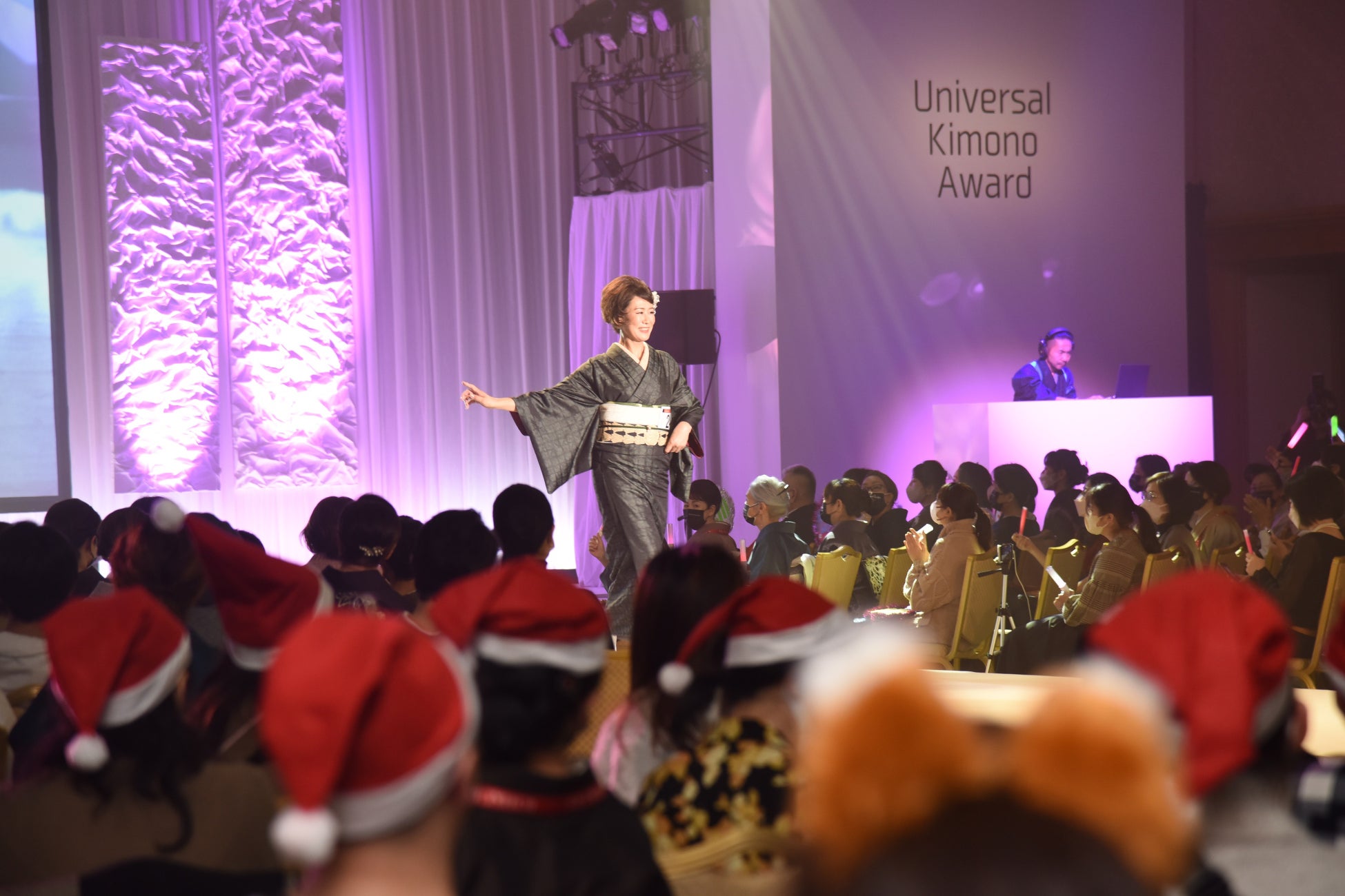 株式会社一蔵　きものコンテスト 「Universal Kimono Award 2022」開催報告のサブ画像6_熱狂に包まれた会場