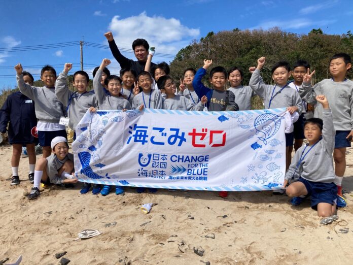 対馬で対馬CAPPAによる長崎市の小学生へ「海洋ごみ問題」に関する特別授業と清掃活動を実施しました！のメイン画像