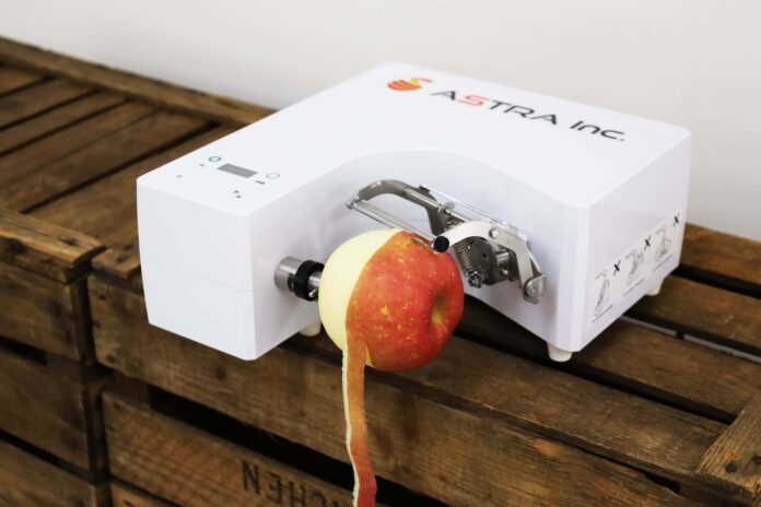 果物皮むき機のアストラ、地産リンゴを使用した「まるごとりんご」の完売をお手伝い。のメイン画像