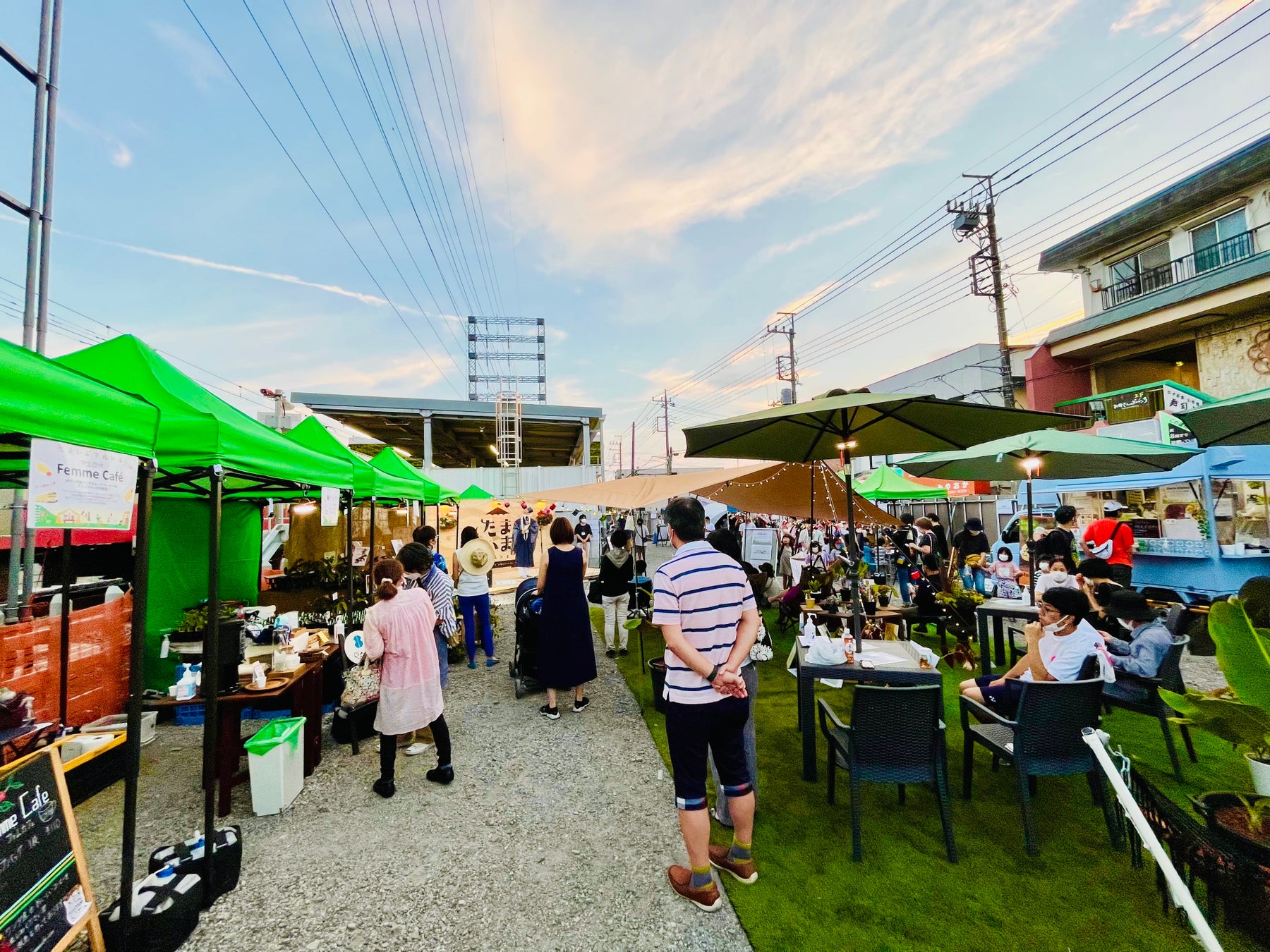 ＜西武鉄道多摩川線「多磨駅」周辺の暫定活用『たまいま』プロジェクト＞地域の皆さまとつくる“多磨”の“いま” 「たまいまマルシェ」開催のサブ画像1_第1回開催時の様子