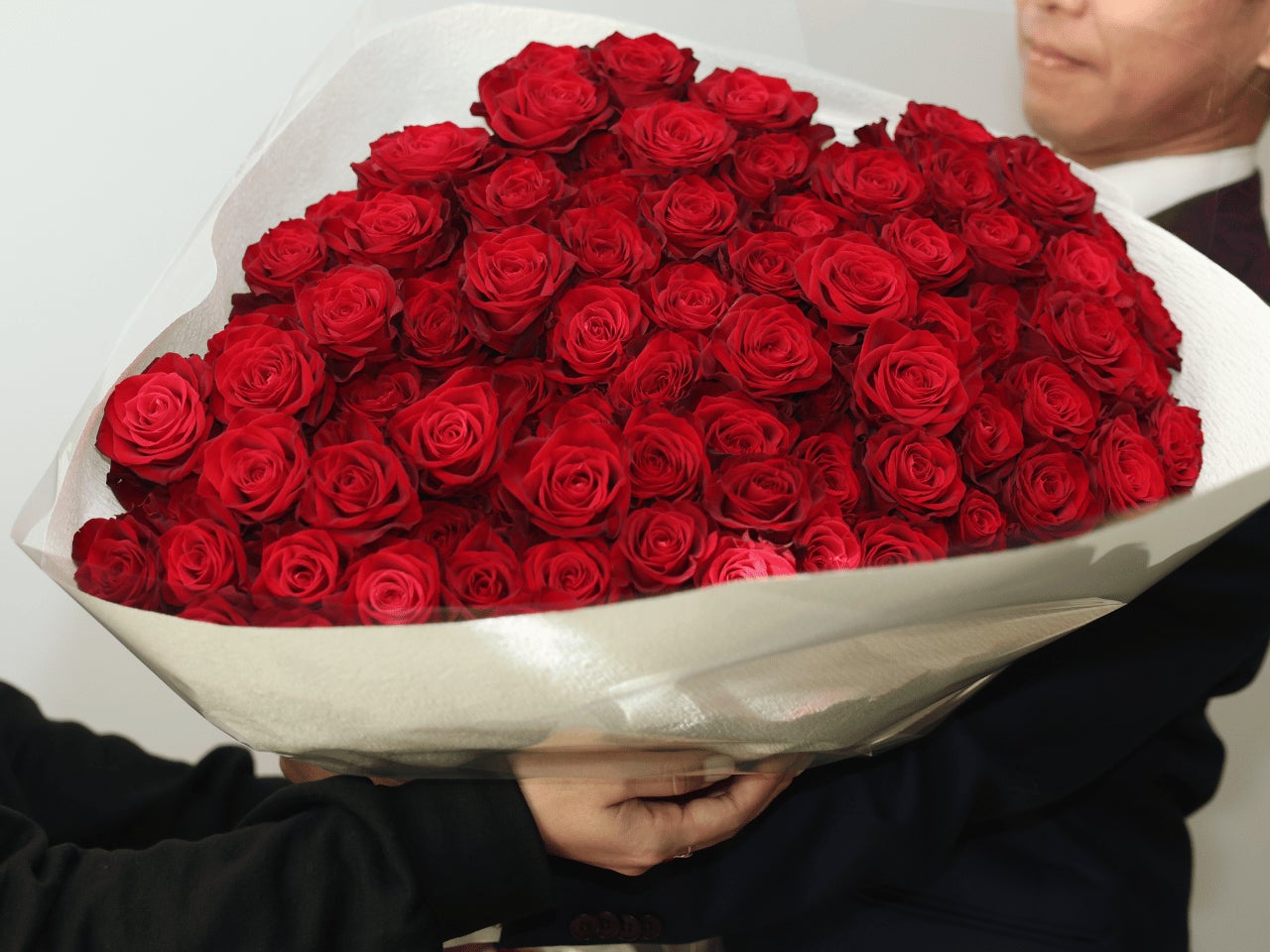 企業のお祝いシーンに薔薇を。年300万本の生産量を誇るオランダ式バラ農園がユーザーからの直接受注を開始のサブ画像1