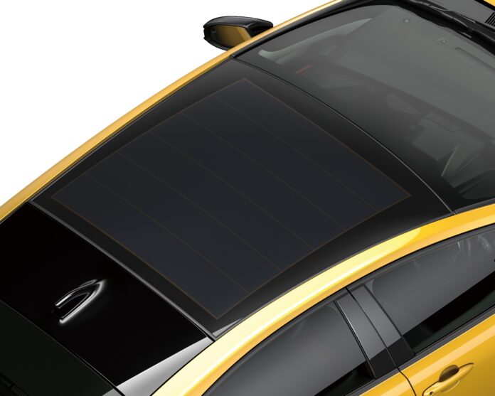 カネカ高性能太陽電池　トヨタの「プリウスPHEV」に採用のメイン画像