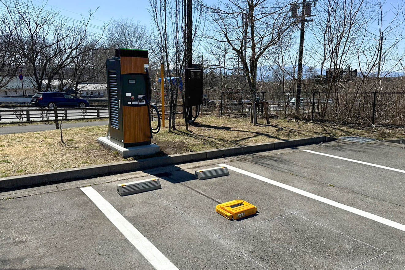 軽井沢町 追分宿駐車場で予約できるEV急速充電サービスを提供開始のサブ画像1