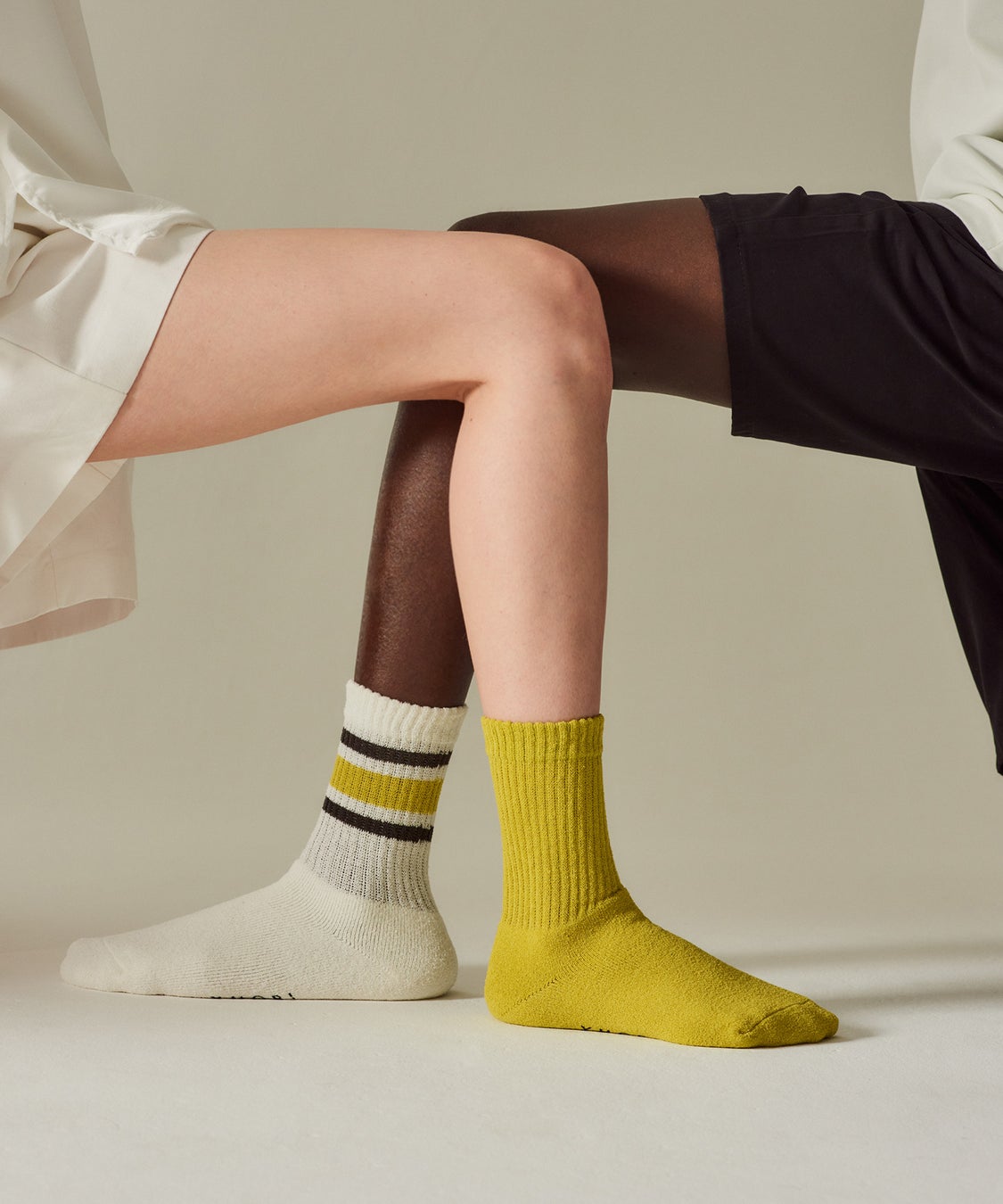 極上の履き心地と高次元の抗菌防臭・消臭・制菌を配合するソックスブランド「YUQRI(ユクリ)」から新作がリリース。希少な編機を使用し、ひとつひとつ丁寧に仕上げたジャパンメイドの靴下４型を発売。のサブ画像16