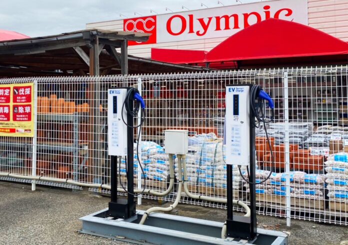 Olympicのスーパーマーケット28店舗にEV充電インフラ「テラチャージ」導入のメイン画像