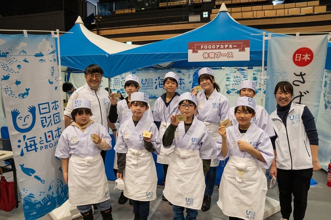1万9000人が来場した食イベントで小学生が函館近海のホッケをさばく『日本さばける塾 in 北海道』を開催しました！のサブ画像4