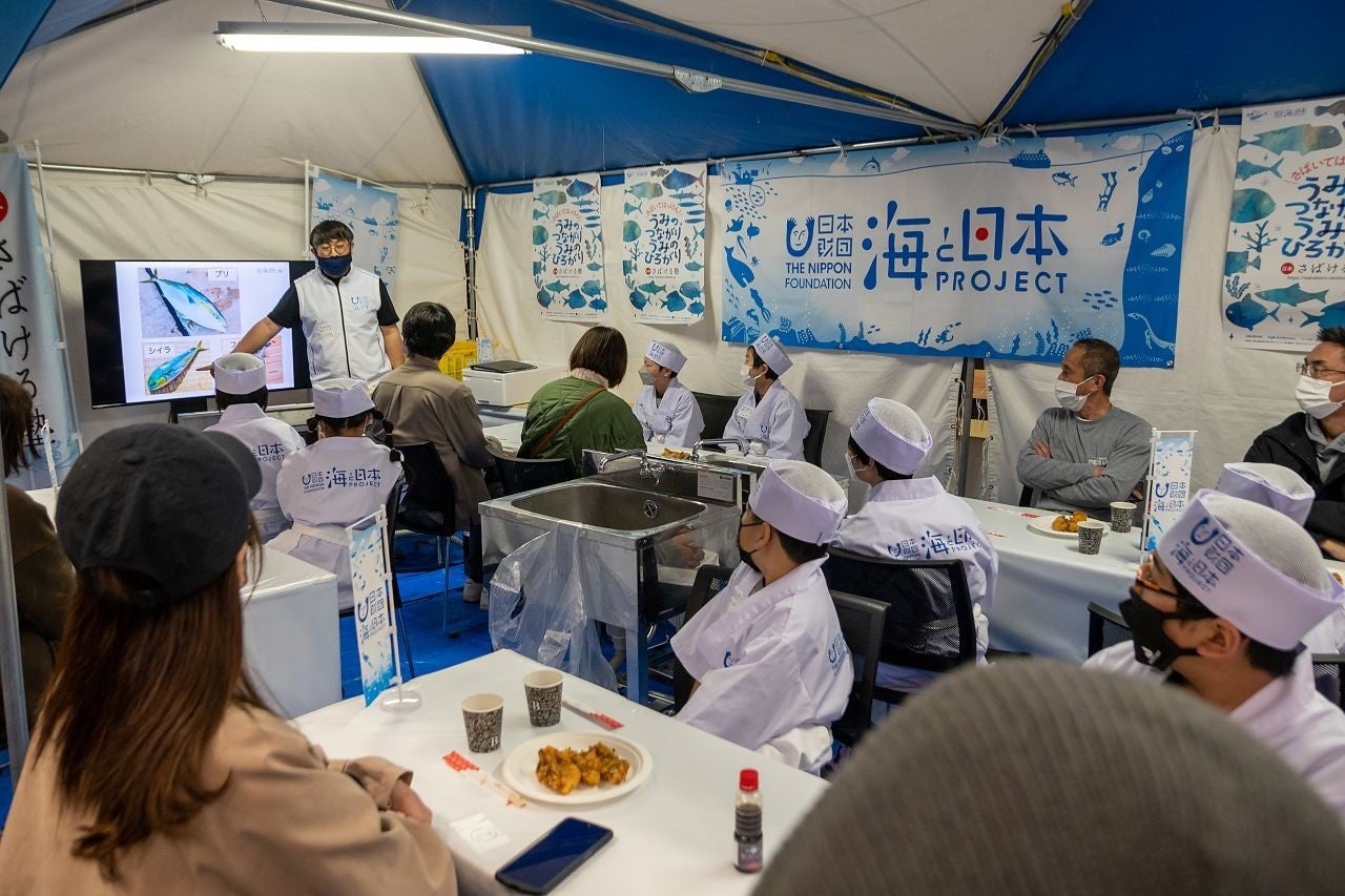 1万9000人が来場した食イベントで小学生が函館近海のホッケをさばく『日本さばける塾 in 北海道』を開催しました！のサブ画像5