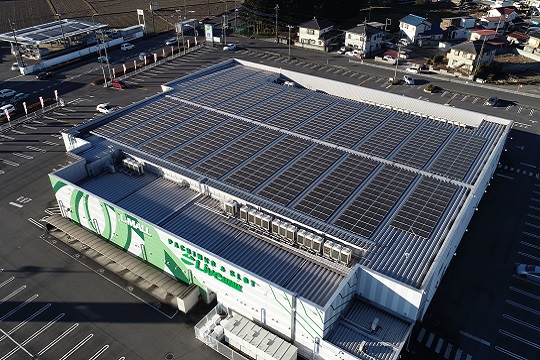ライブガーデン栃木本店への太陽光発電PPAサービス「TGPでんき」導入のメイン画像