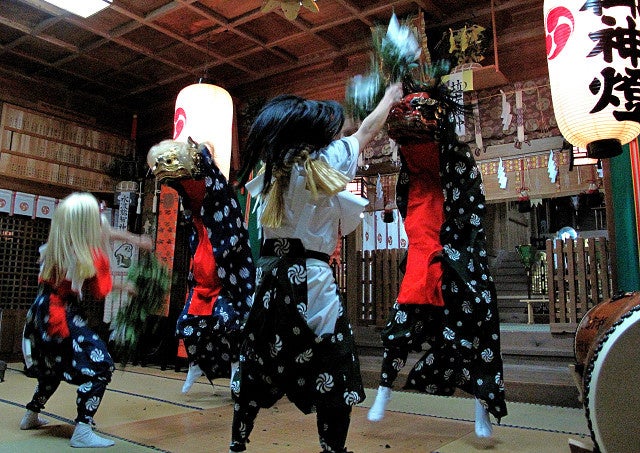 長崎県・新上五島町　５１０（五島）の日記念イベント「大漁旗でつながろう、島の内と外」を５月７日に開催のサブ画像5_400年以上の伝統を持つ上五島神楽