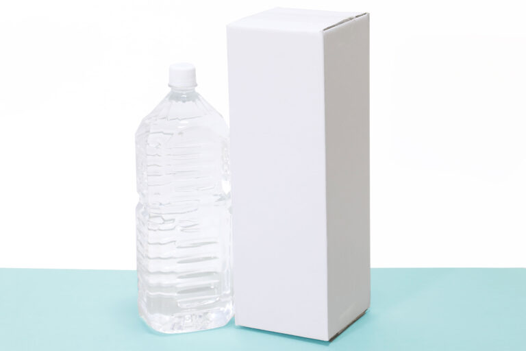 【隠れた名品】白色タイプが新登場！2Lペットボトルが入る、宅配60サイズのダンボール箱のメイン画像