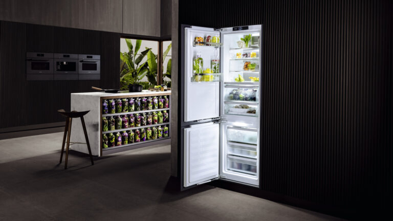 お料理も食後の後片付けも任せられる家族のような家電「Miele」より、理想的な食品保存を叶えるビルトイン冷凍冷蔵庫2モデルが登場のメイン画像