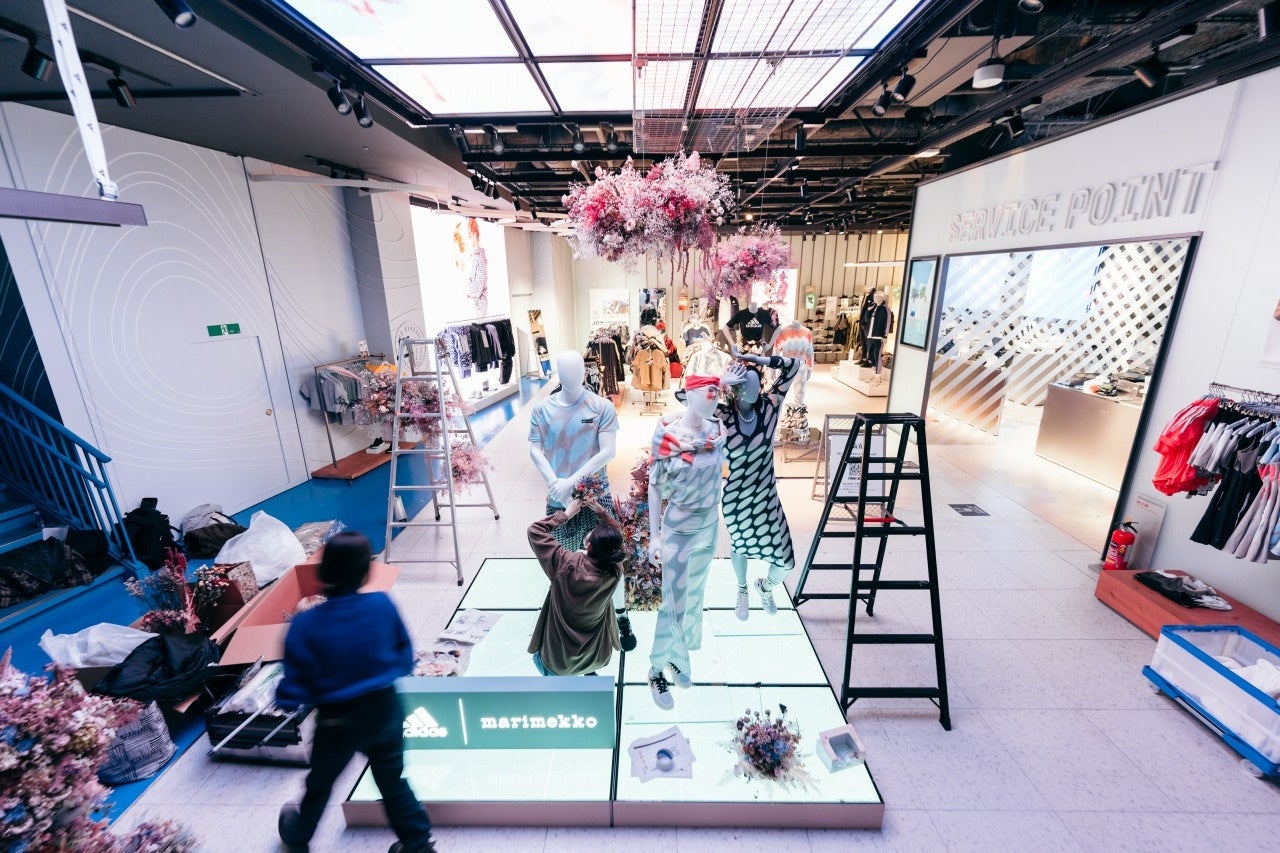 adidas x Marimekko Spring Summer ‘23 Collectionに合わせ、彩り鮮やかな花のインスタレーション演出を開始！のサブ画像4
